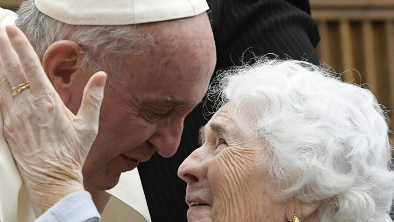 El Papa Francisco elige el tema para la IV Jornada Mundial de los Abuelos y las Personas Mayores