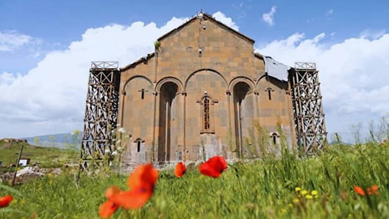 Preocupacion en Turquia por la conversion de la catedral de Ani en mezquita
