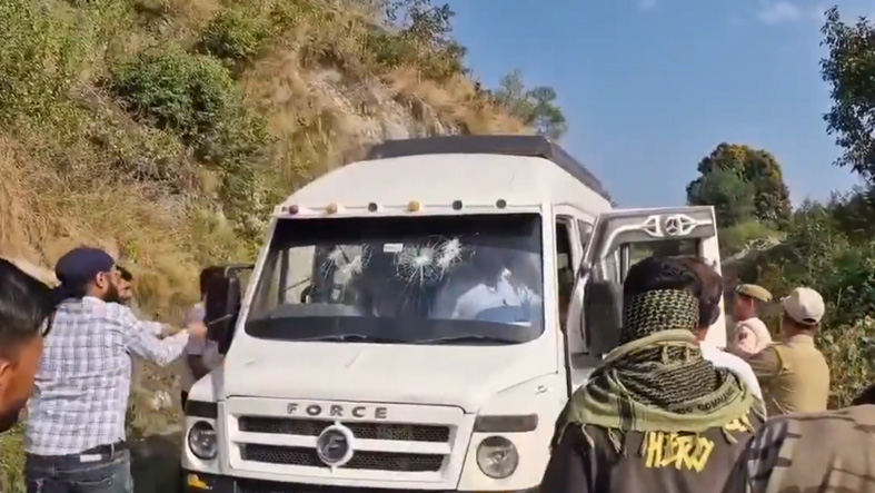 Cristianos golpeados con palos y barras en India mientras policías permanecen inmóviles 1 Cristianos golpeados con palos y barras en India mientras policias permanecen inmoviles