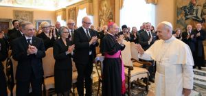 León XIV restaura el título de “Vicario de Cristo” tras haber sido relegado durante el pontificado de Francisco