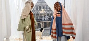 Bruselas desata polémica con un Belén “inclusivo” sin rostros en la Grand Place