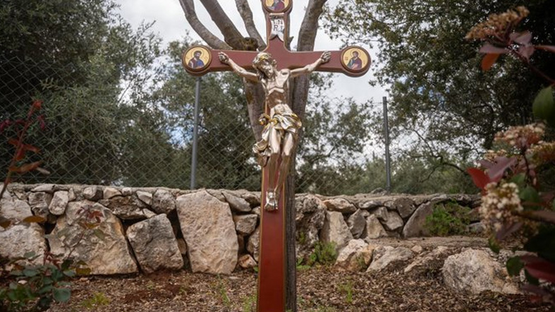 Israel repone imagen de Cristo destruida por un soldado en Libano y sanciona a los responsables