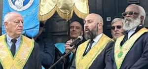 El debate educativo vuelve a enfrentar a la masonería francesa con la escuela católica