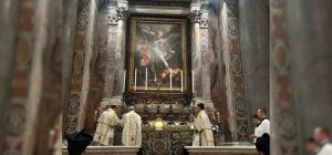 La Misa tradicional vuelve a celebrarse en San Pedro por la fiesta de San Miguel